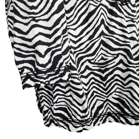 Dana Buchman Size 3X Blouse Zebra Stripe Ruffle V-neck Pullover Cotton Stretch - Picture 5 of 9
